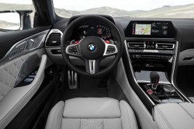  BMW M8 