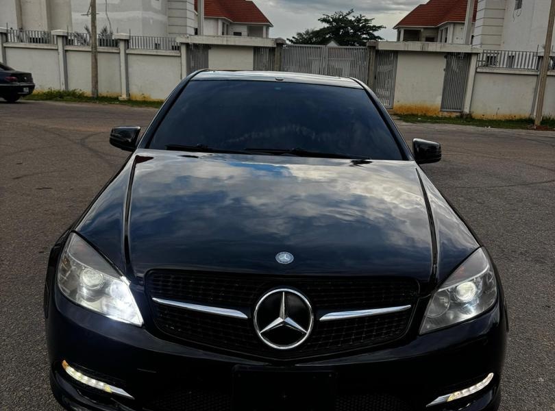 2009 MERCEDES BENZ C...