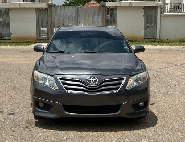 2010 TOYOTA CAMRY SE FOR SALE IN KADUNA