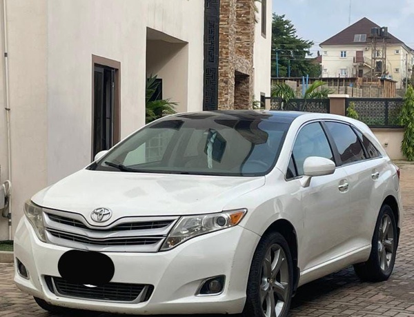 2010 TOYOTA VENZA FOR SALE IN ABUJA