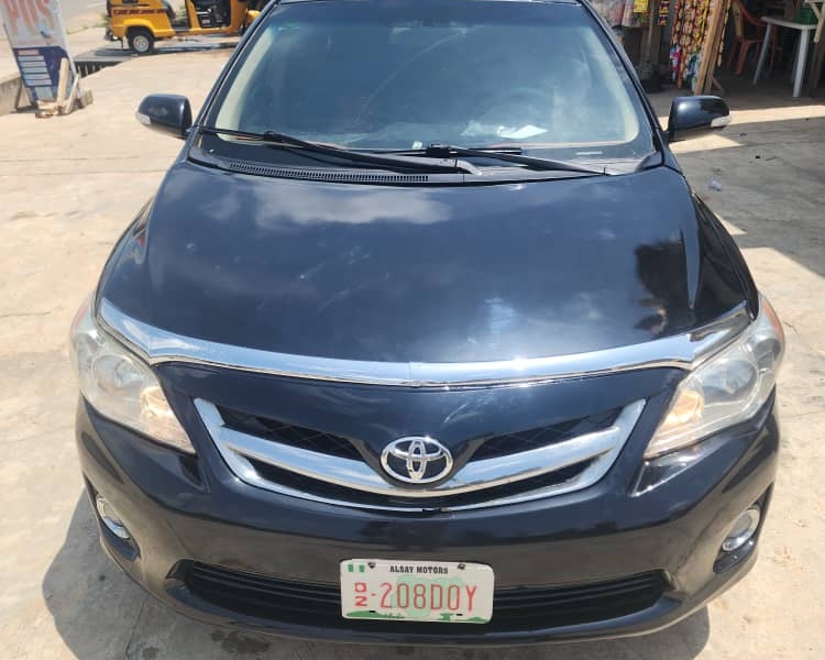 2010 Model  Toyota C...