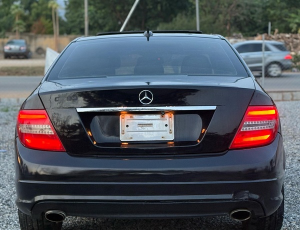 2011 MERCEDES BENZ C300 FOR SALE