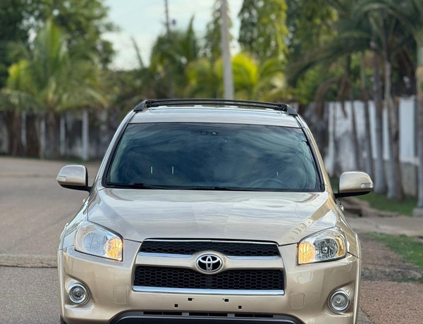2011 TOYOTA RAV4 IN KADUNA FOR SALE