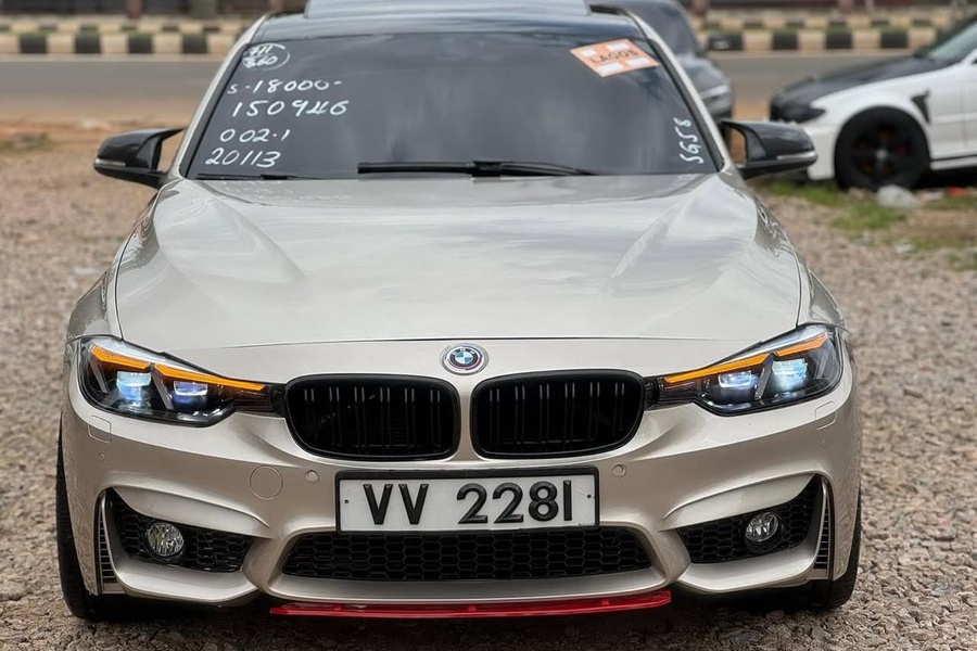2013 BMW 3 SERIES 32...