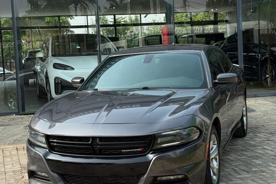 2015 DODGE CHARGER...