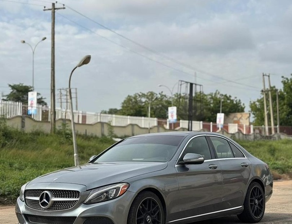 2015 MERCEDES BENZ C300 FOR SALE
