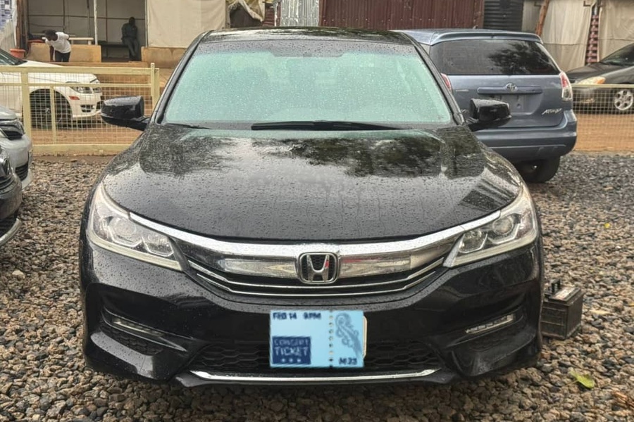 2016 HONDA ACCORD IN...