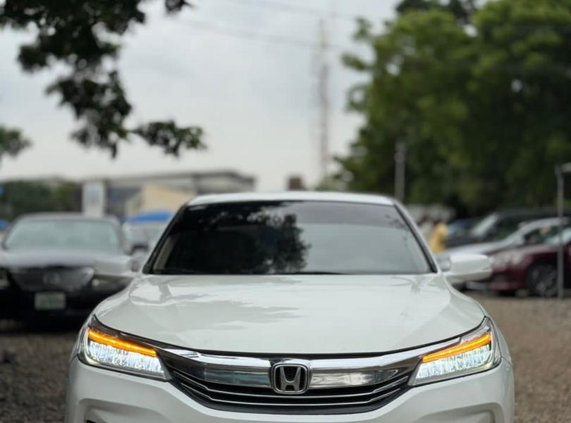 2016 KEYLESS HONDA A...