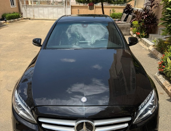 2016 MERCEDES BENZ C300 AMG TRIM FULL OPTION FOR SALE