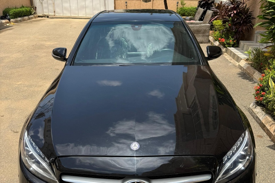 2016 MERCEDES BENZ C...