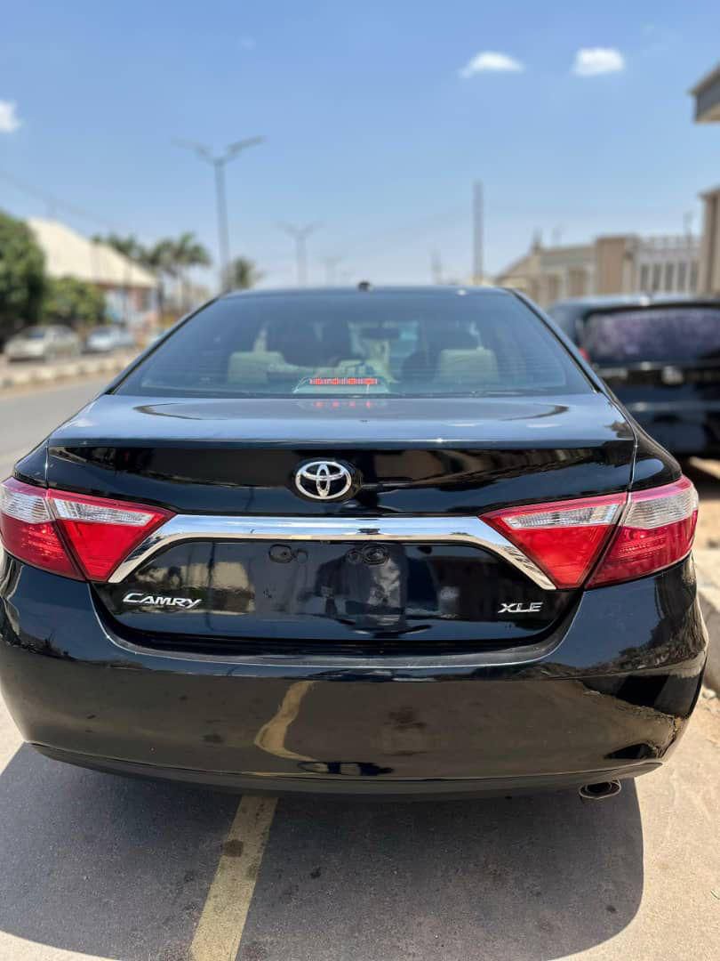 2016 TOYOTA CAMRY XL...