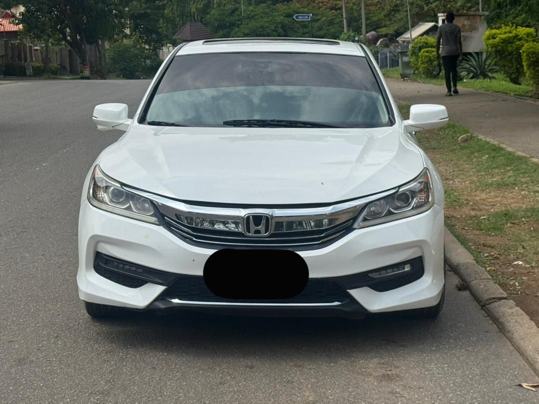 2017 UPGRADED HONDA ACCORD FULL OPTION FOR SALE