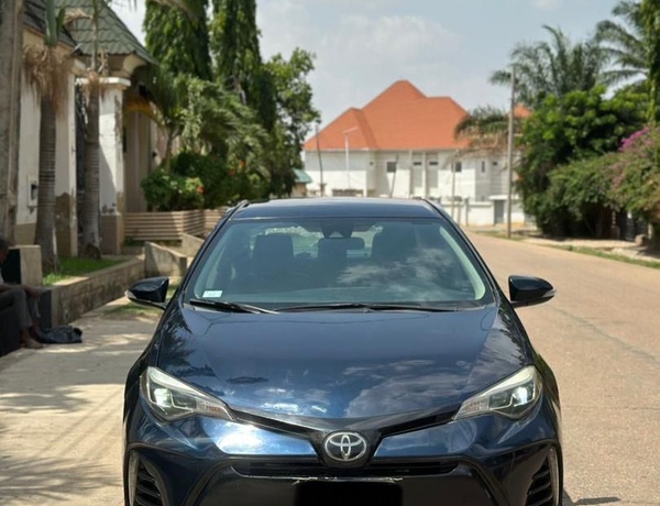 2018 TOYOTA COROLLA SE FOR SALE
