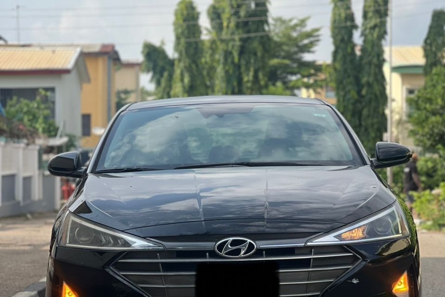 2019 HYUNDAI ELANTRA...
