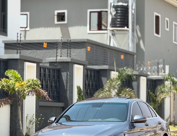 2019 MERCEDES BENZ C300 FOR SALE IN KADUNA
