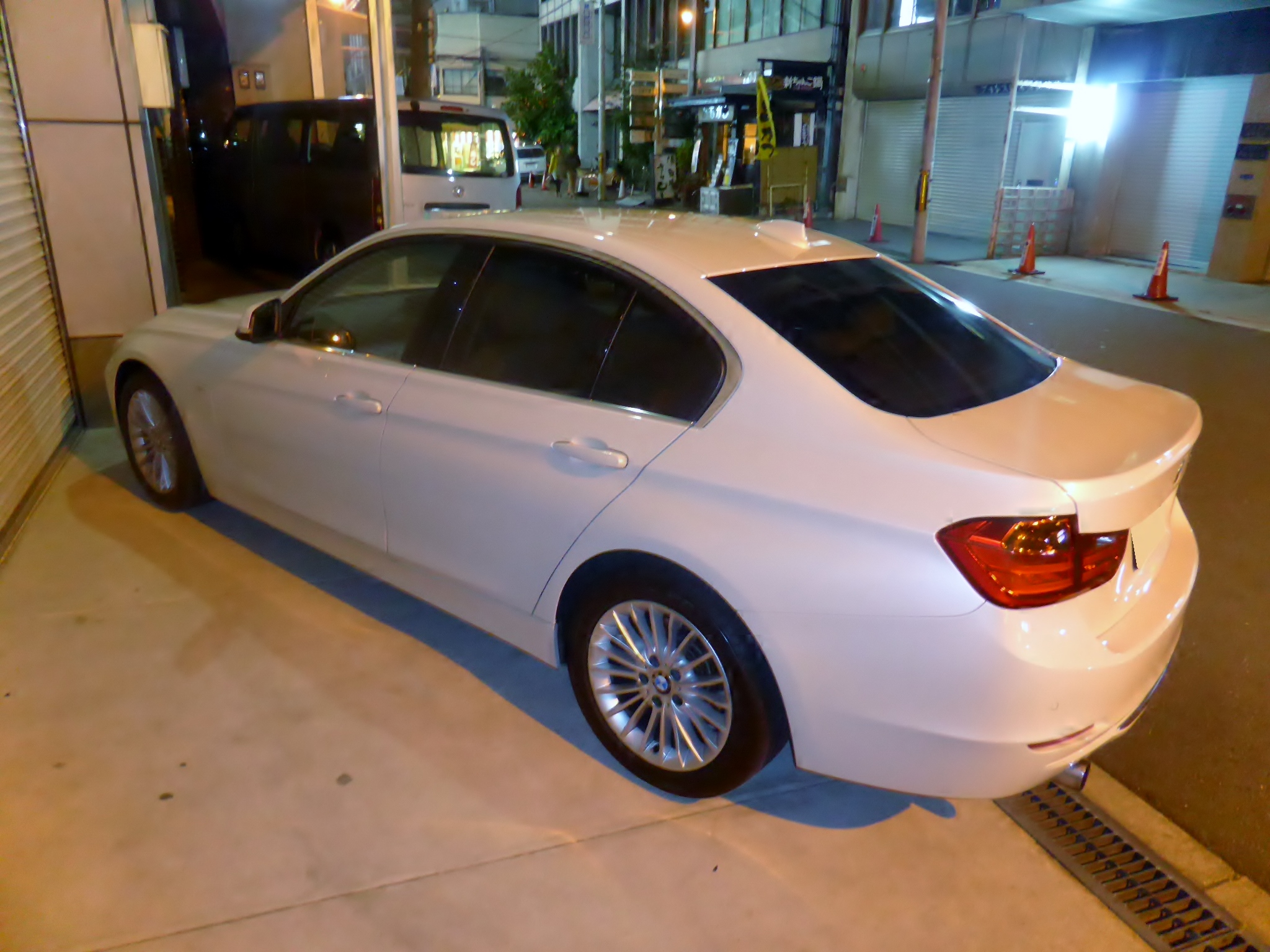  BMW 3 SERIES 328i 