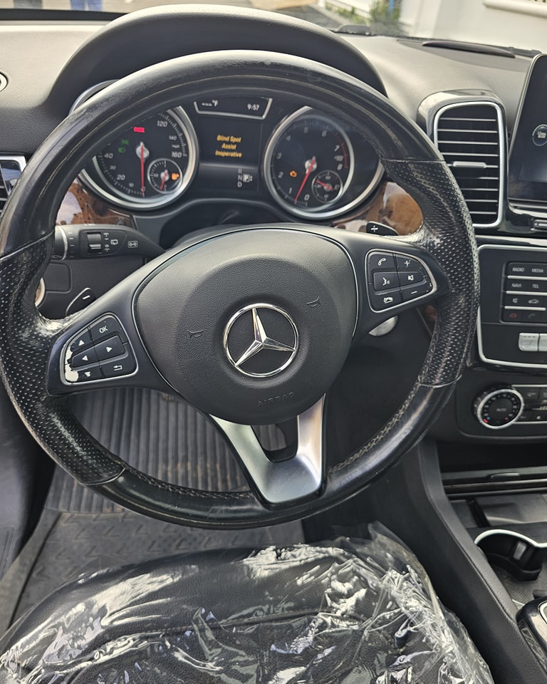 Mercedes-Benz GLE 350 in Asaba