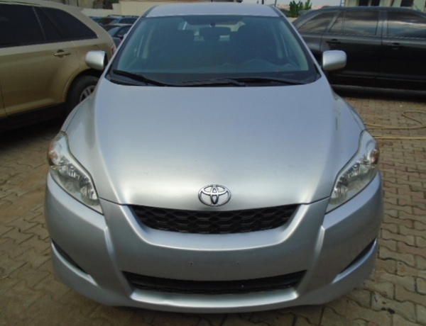 Neat Toyota Matrix 2010