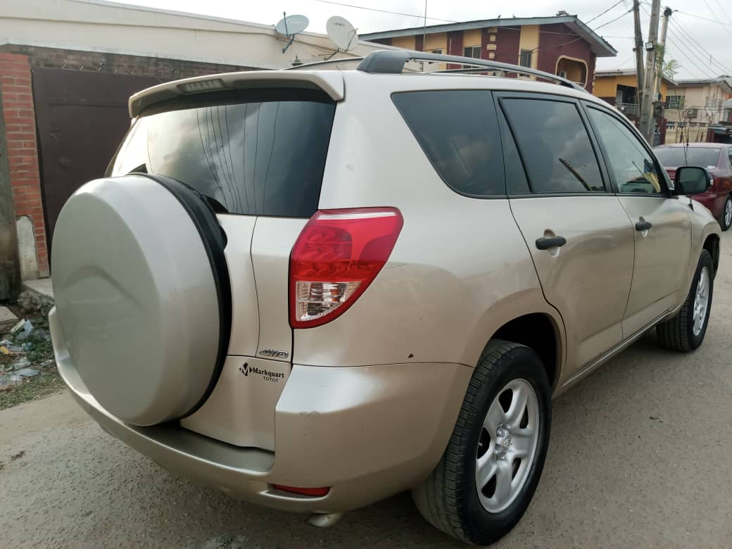 Toyota RAV4  In Lagos