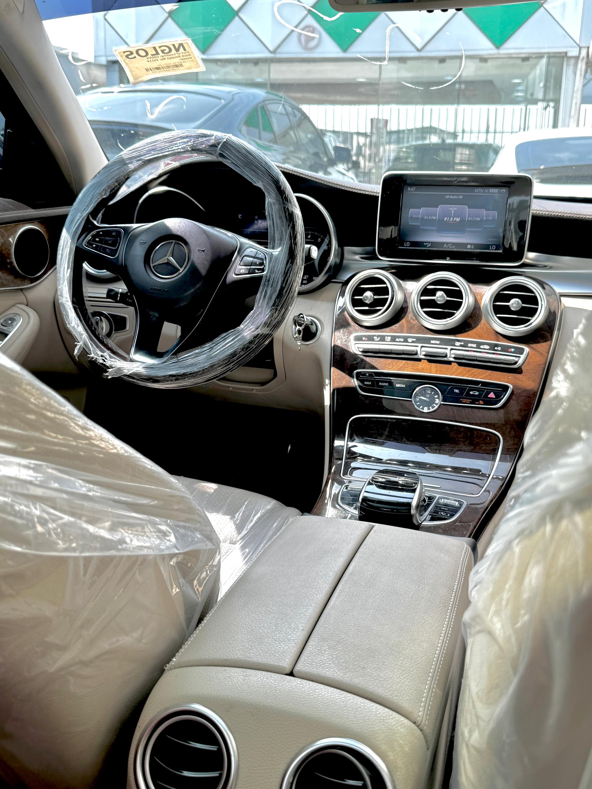 2015 Mercedes Benz C300 4matic In Lekki,Lagos.