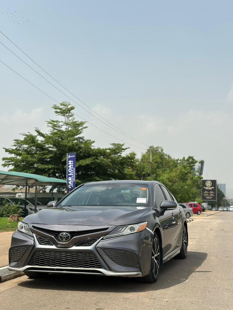 2020 TOYOTA CAMRY LE SPORT IN ABUJA