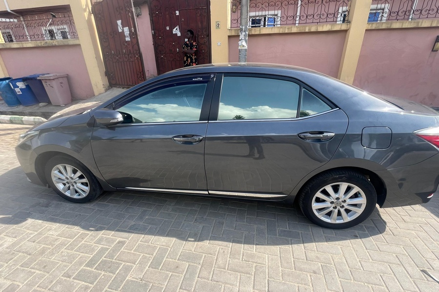 Toyota Corolla Sport...