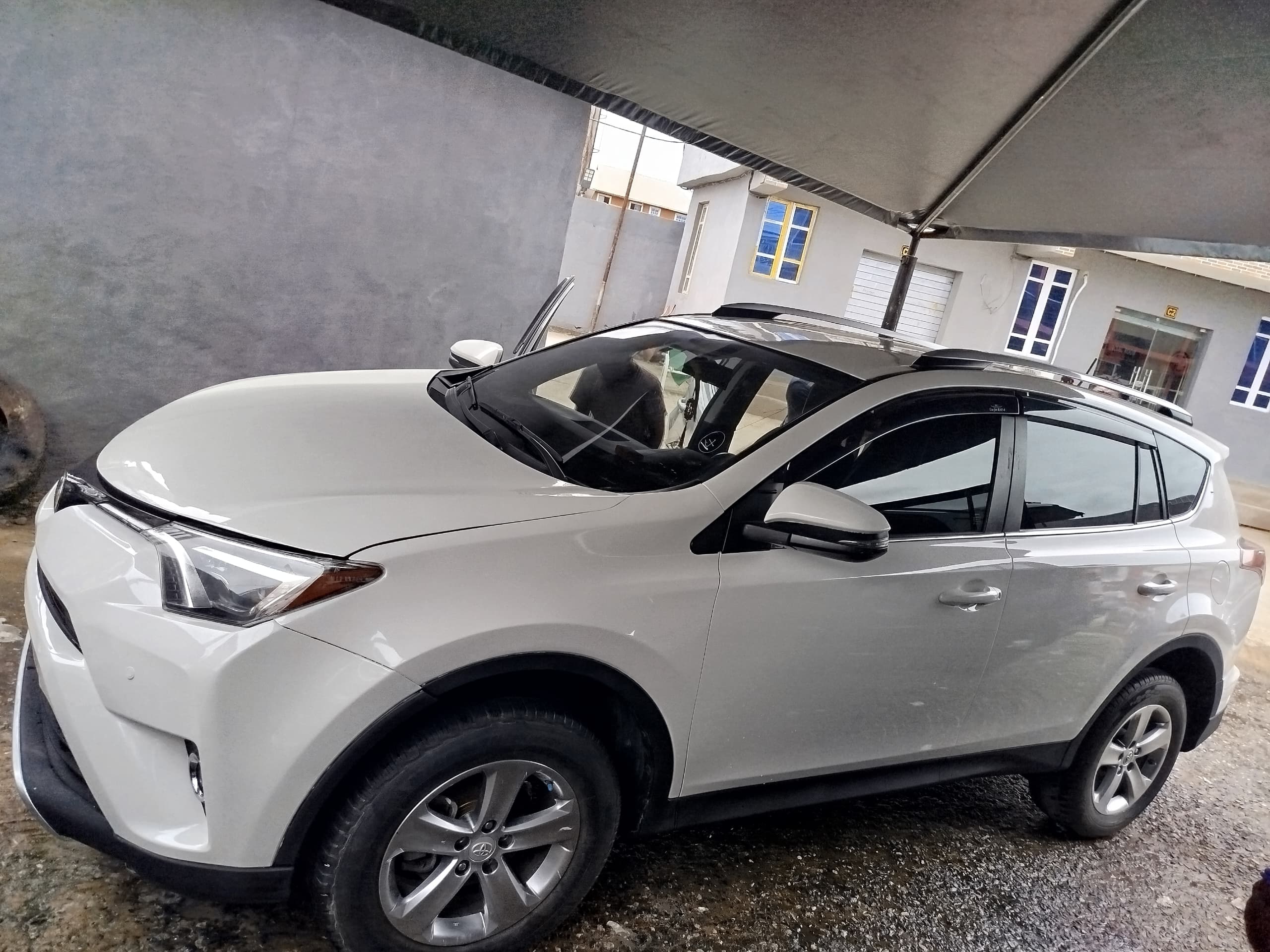 Toyota RAV 4 2015 (White) In Lagos