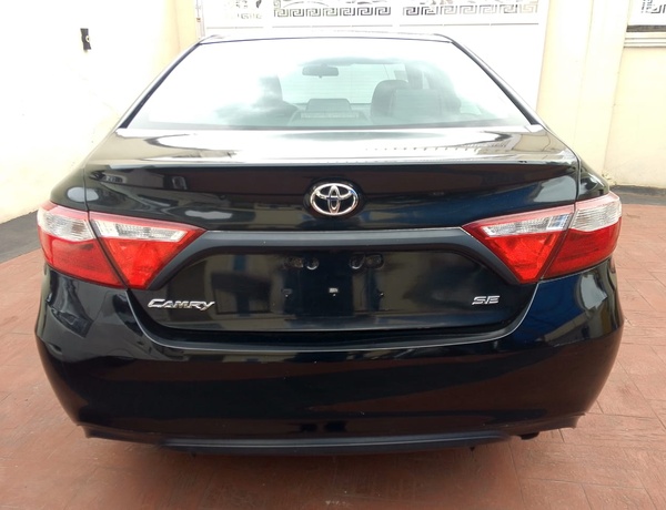 Tokunbo 2016 Toyota Camry Sport Up 4Grabs