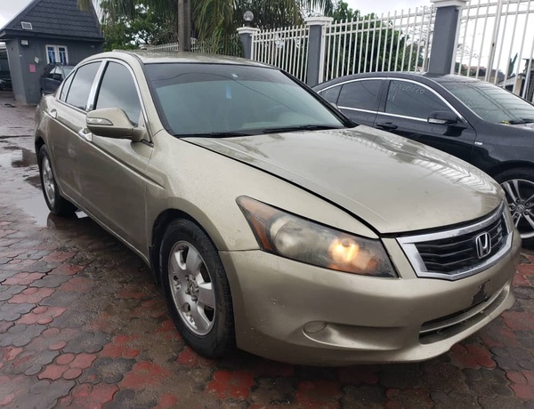 Honda Accord 2009 (Gold) In Ajah Lagos