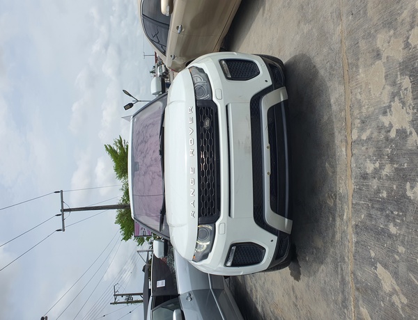 Land Rover Range Rover Evoque White 2013 In Lagos