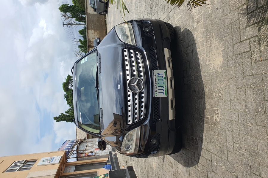 Mercedes Benz ML 350...