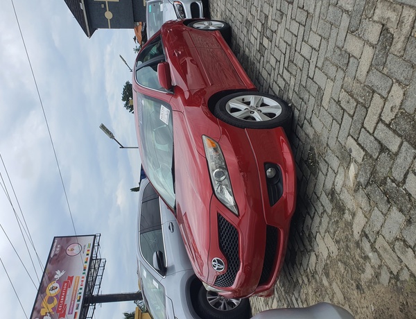 Toyota Camry 2010 (red) SE In Lagos