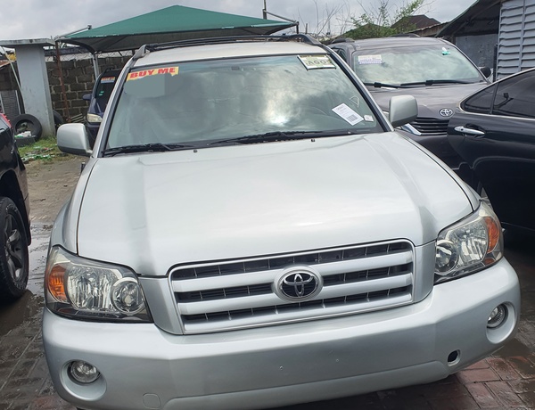 Foreign Used Toyota Highlander 2007 (silver) In Lagos