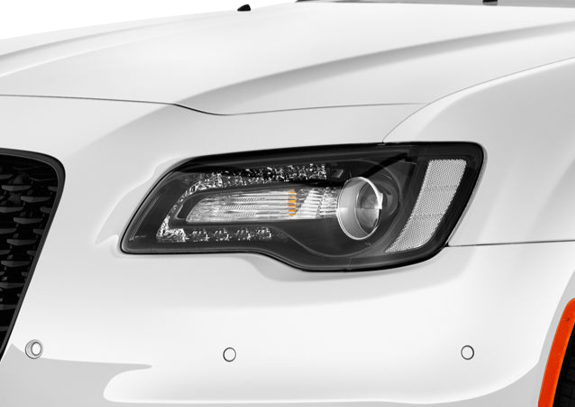 Chrysler 300 2021