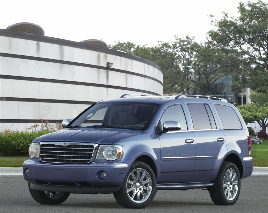  Chrysler Aspen 
