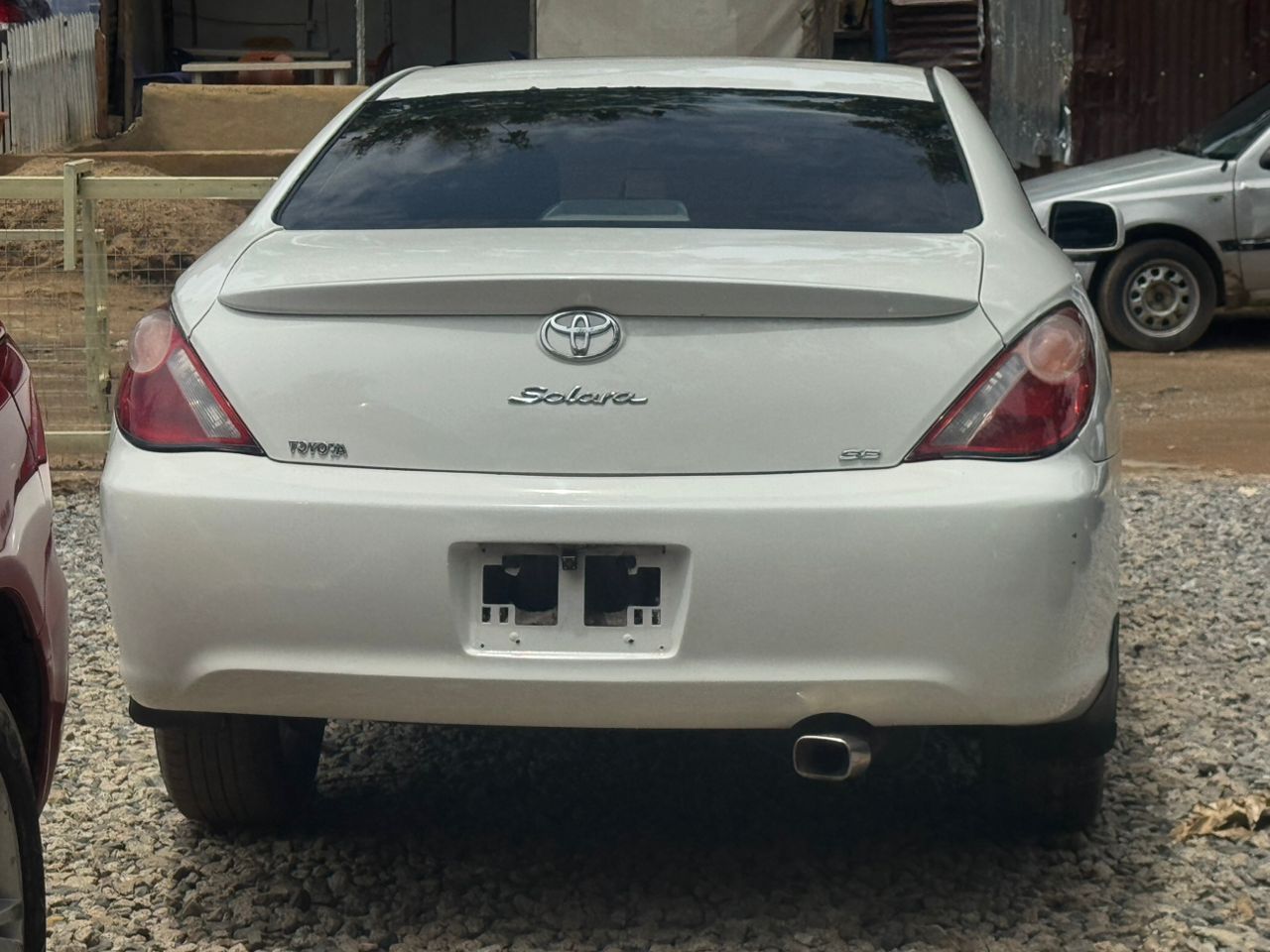 EXTREMELY NEATLY USED  2004 TOYOTA SOLARA