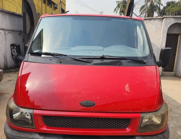 Foreign Used 2006 Ford Transit bus (cargo van)