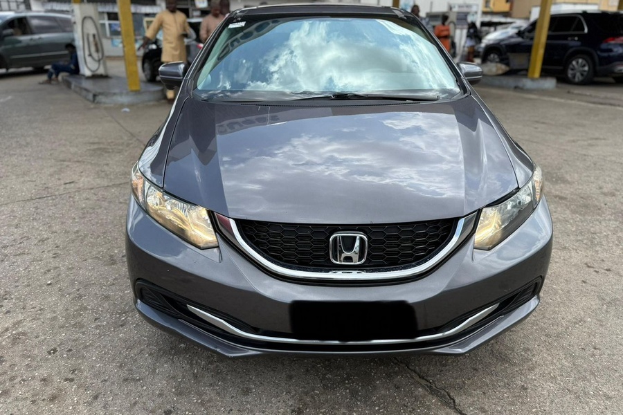 FOREIGN USED 2013 HO...