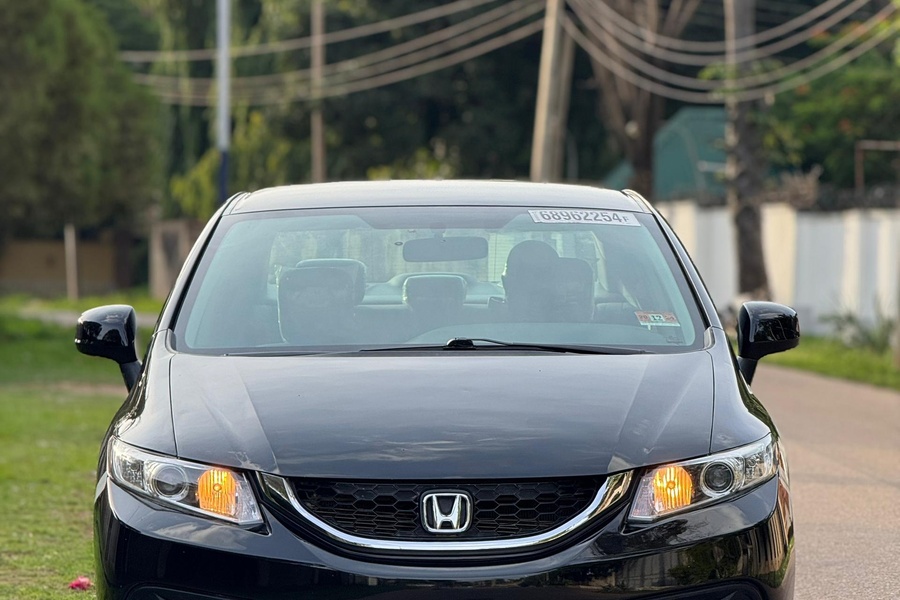 FOREIGN USED 2013 HO...