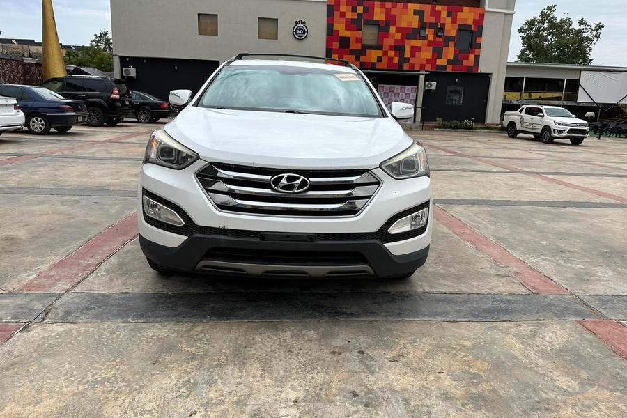 FOREIGN USED 2015 HY...