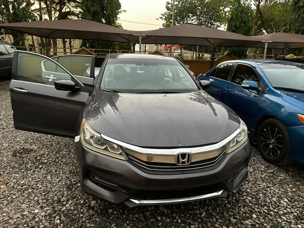 FOREIGN USED 2016 HO...