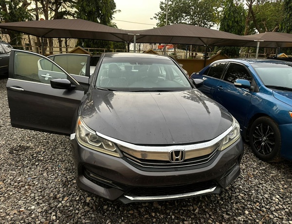FOREIGN USED 2016 HONDA ACCORD FORSALE
