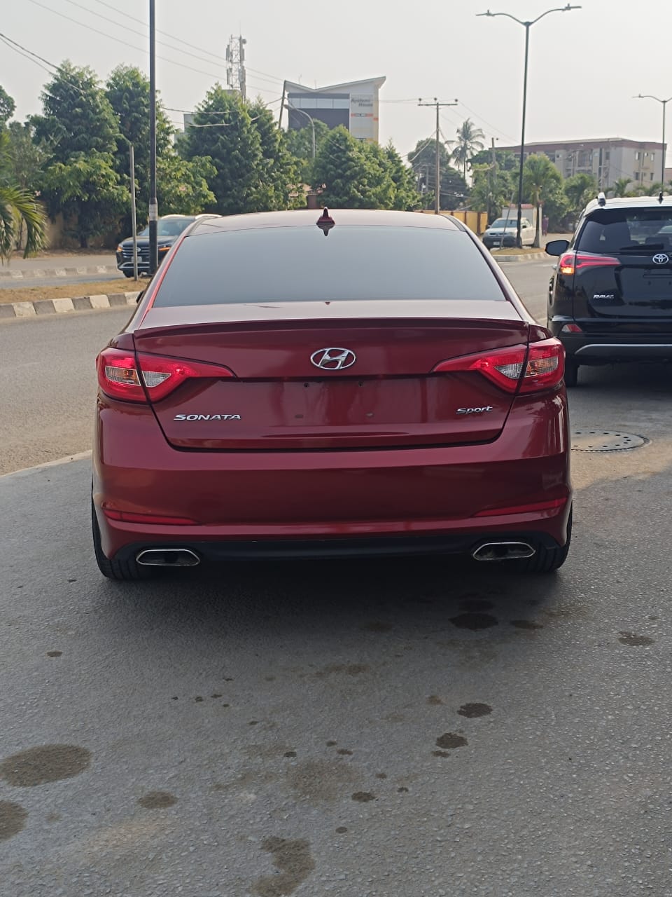 FOREIGN USED 2016 HYUNDAI SONATA SPORTS