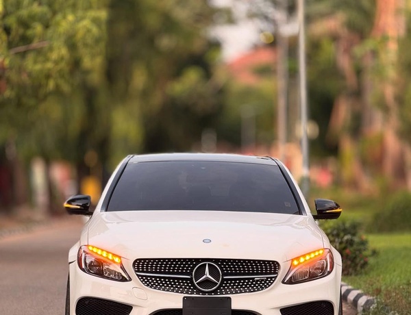 FOREIGN USED 2017 MERCEDES BENZ C43 AMG FULL OPTION FOR SALE