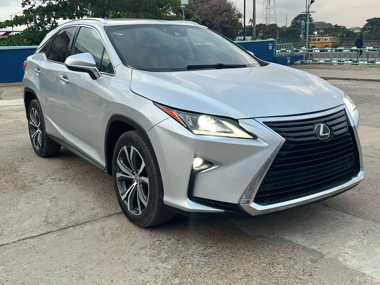 FOREIGN USED 2018 LEXUS RX350