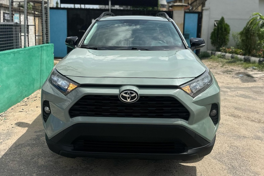 Foreign used  2021 T...