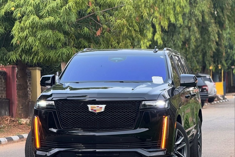 FOREIGN USED 2022 CA...