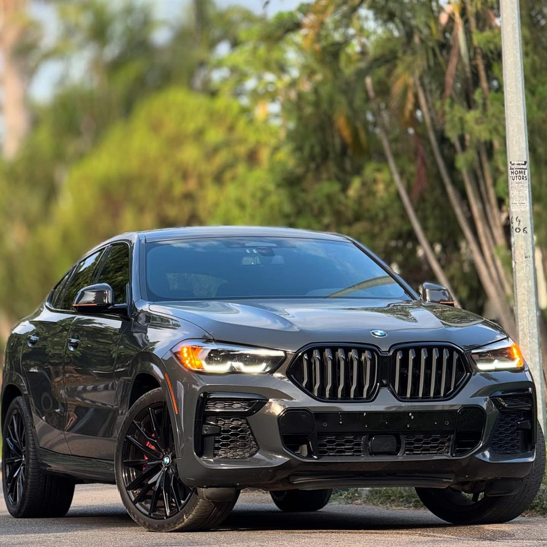 FOREIGN USED 2023 BM...
