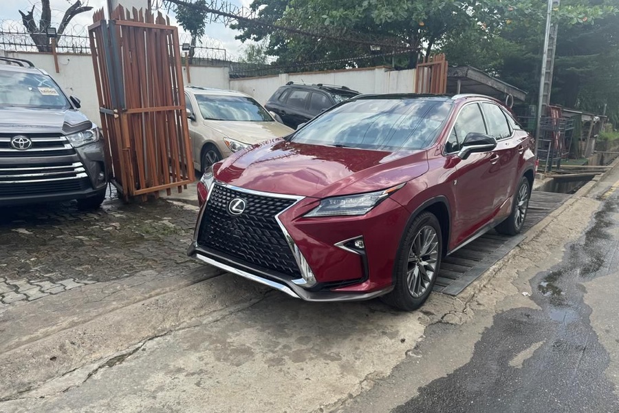 Foreign Used Lexus R...