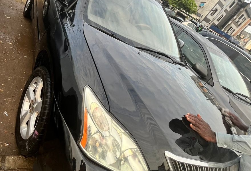 Foreign Used Lexus R...